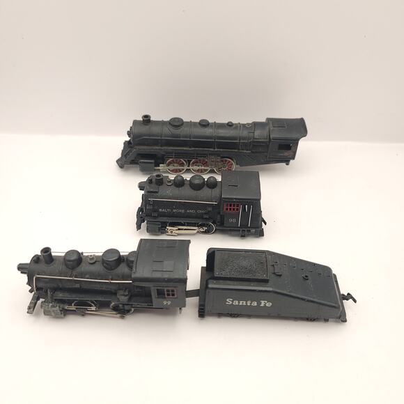 TYCO Santa Fe Balitmore and Ohio Train Engine Set Vintage HO Scale - Picture 2 of 7